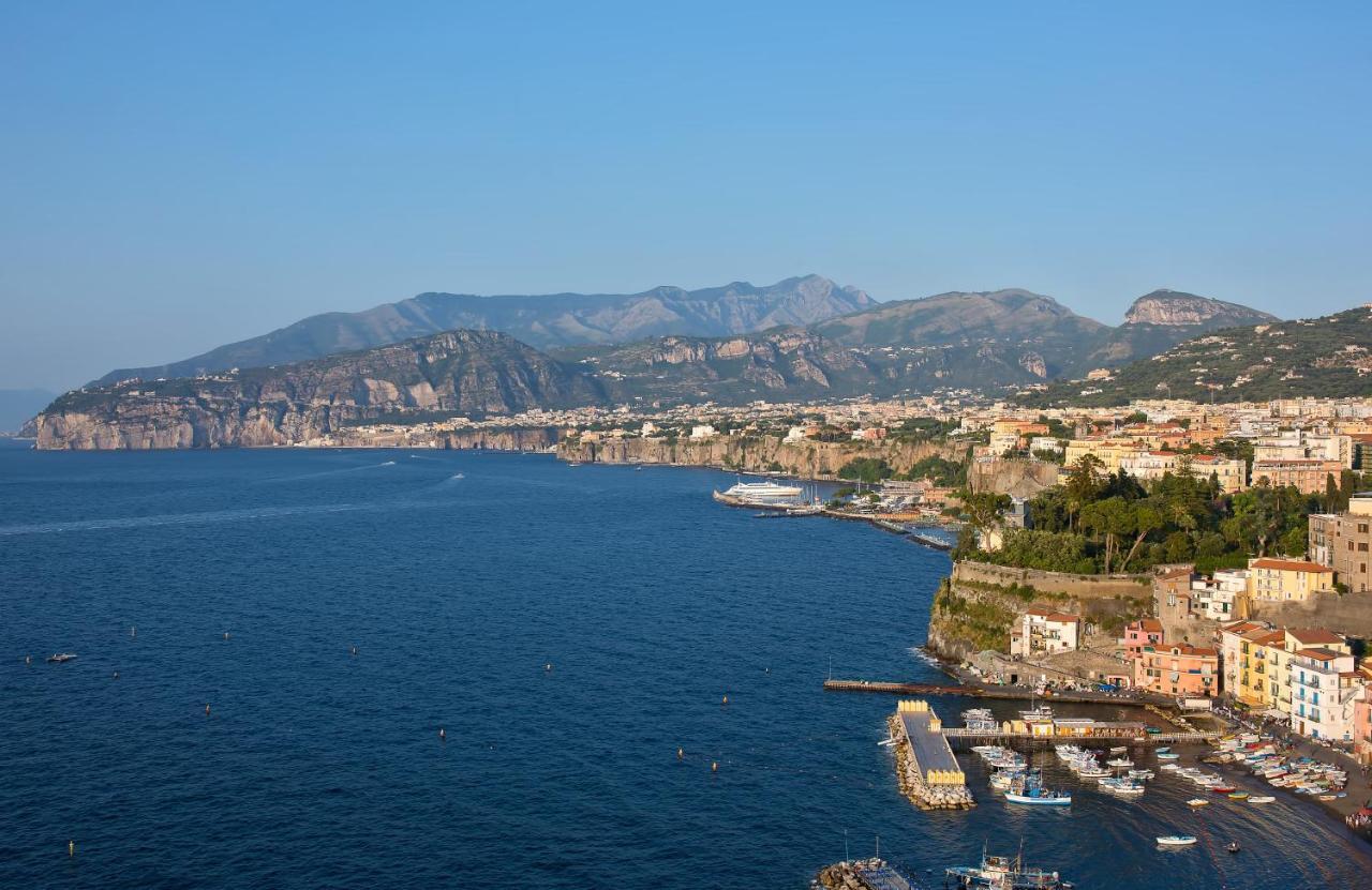 Golden Home Sorrento Exterior photo